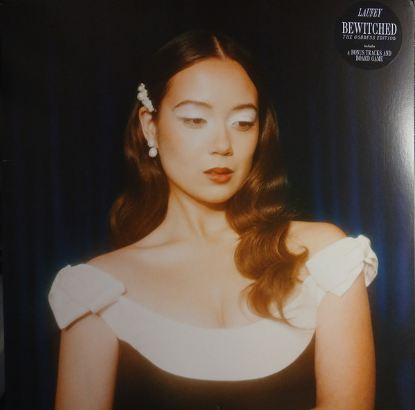 Laufey – Bewitched: The Goddess Edition vinyl cover