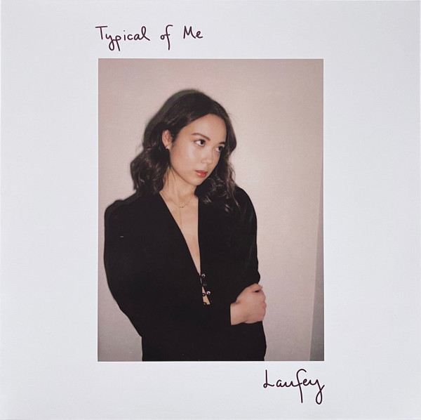 Laufey – Typical Of Me vinyl cover